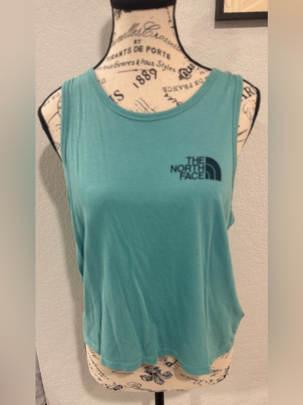 The North Face Women’s Logo Tank Top Large Blue Teal Sleeveless Outdoor Hiking - Picture 2 of 8